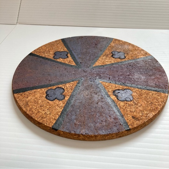 Cork Trivet Boho Bohemian Chic Hand Painted Round 7.5 inch Diameter - Picture 2 of 4